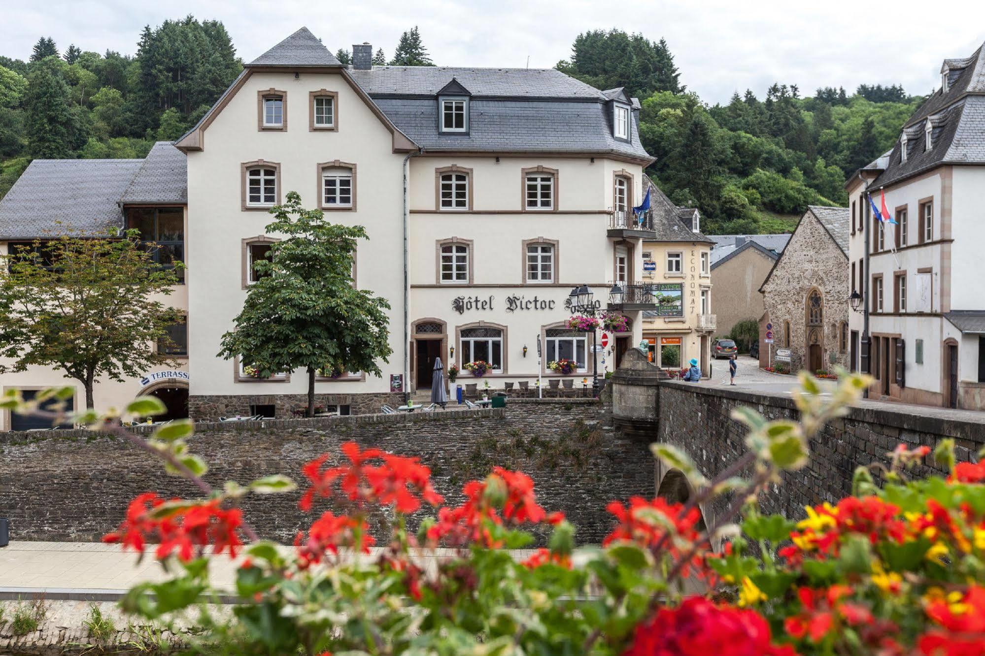 Hotel - Restaurant " Victor Hugo" Vianden Exterior foto